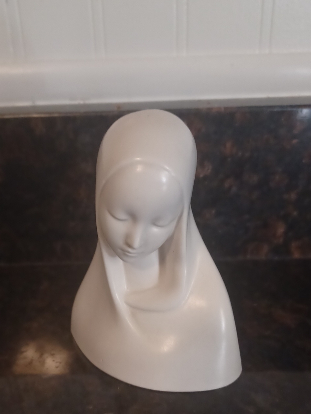 Vintage Holland Mold Ceramic Madonna Virgin Mary Bust Satin Matte White